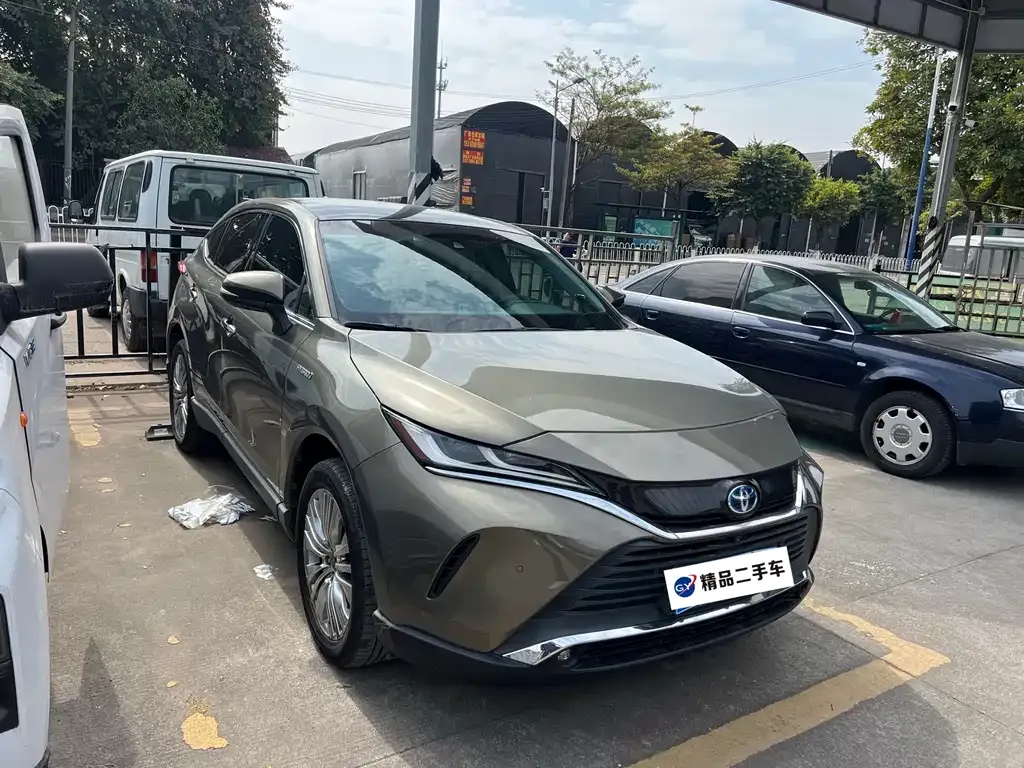 Toyota Harrier 2021 из CN, фото 8