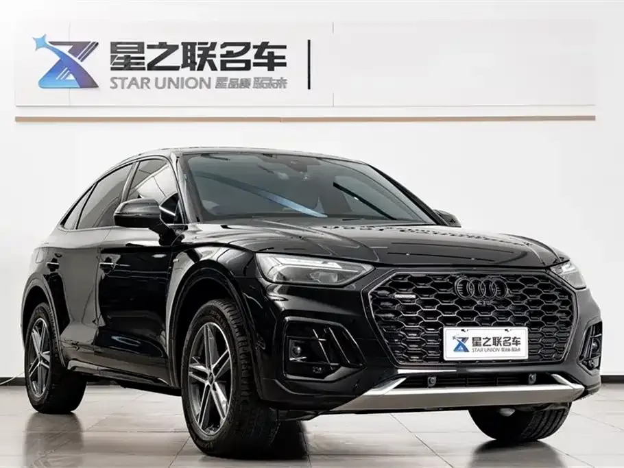Audi Q5L Sportback — фото 9