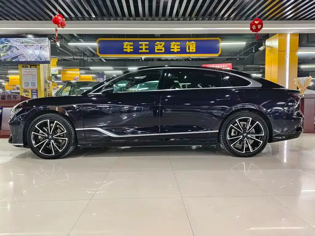 VOYAH Zeekr 2023 из CN, фото 4