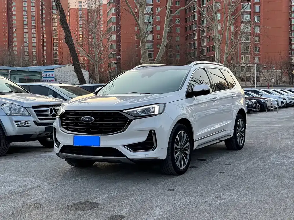 Ford Edge 2022 из CN, фото 1