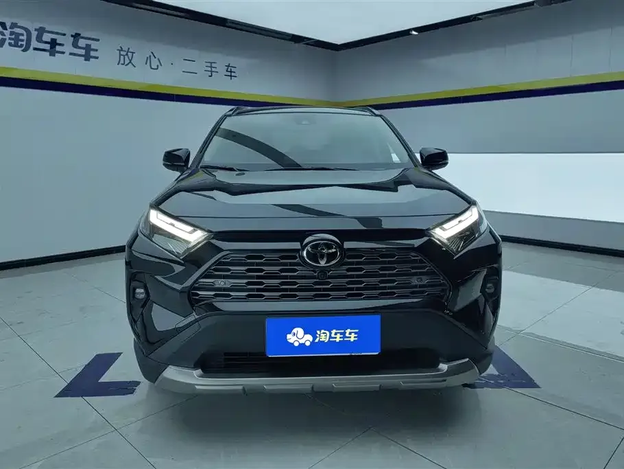 Toyota RAV4 2025 из CN, фото 2