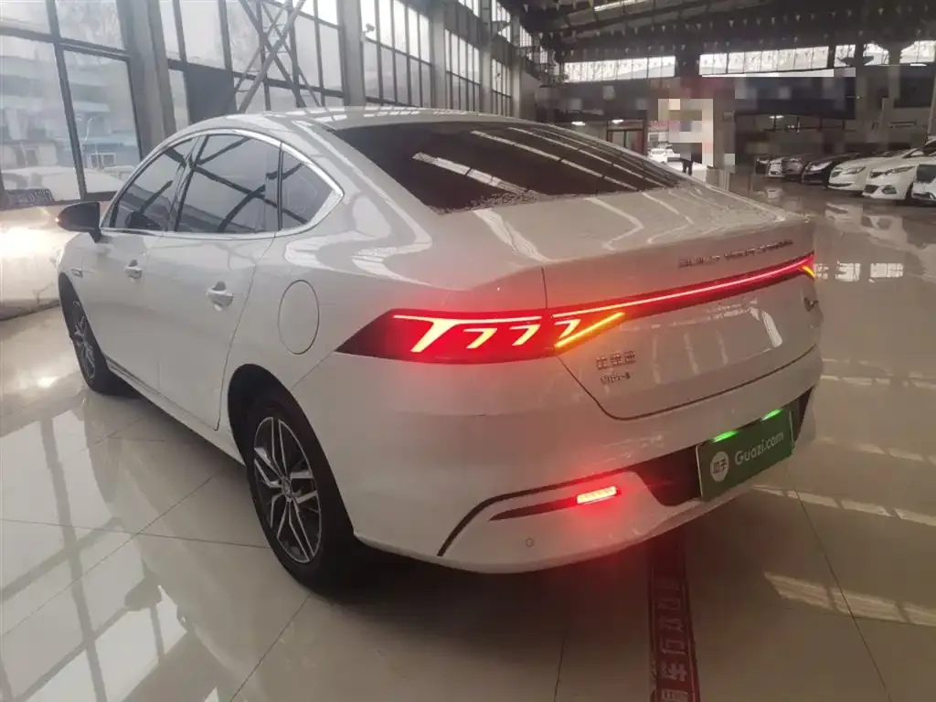 BYD Qin PLUS — фото 8
