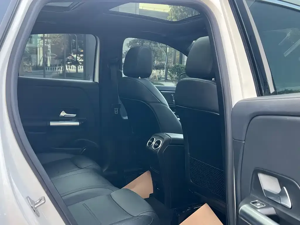 Mercedes-Benz GLA 2021 из CN, фото 2