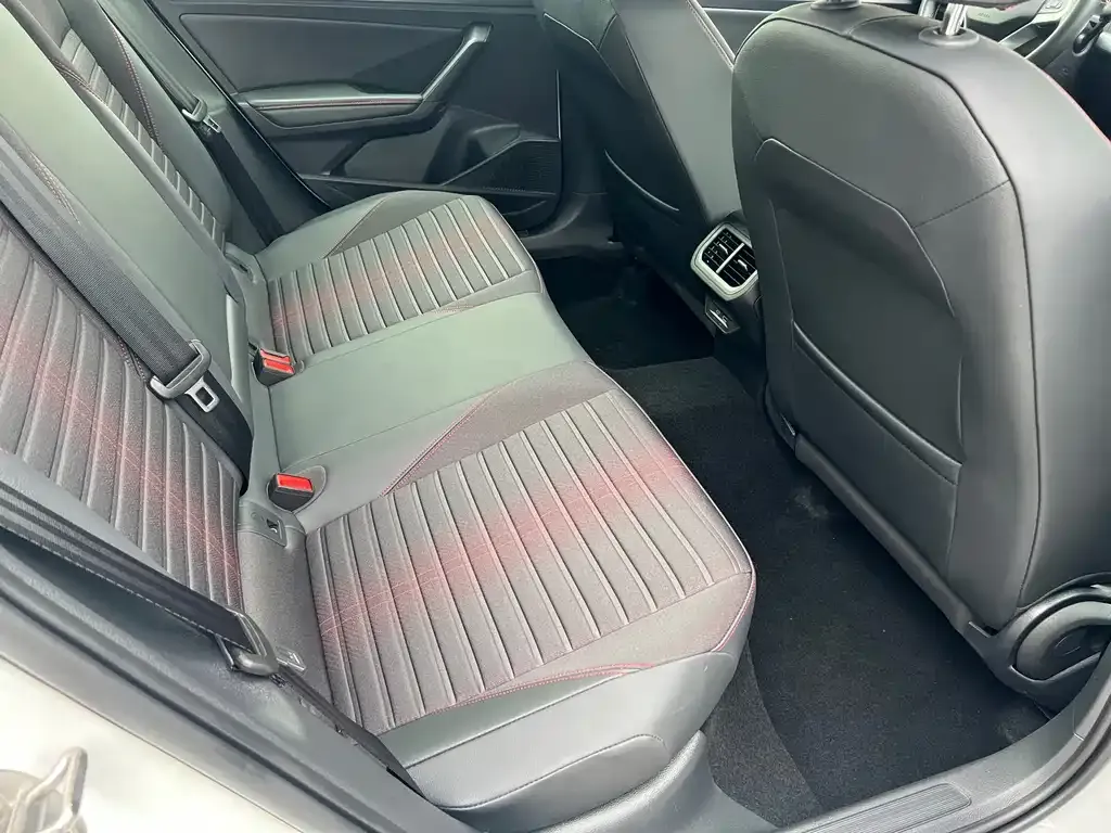 Volkswagen Lavida 2023 из CN, фото 5