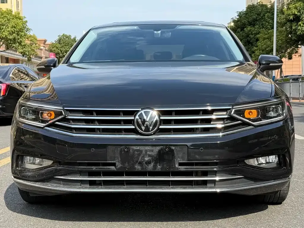 Volkswagen Magotan 2022 из CN, фото 3