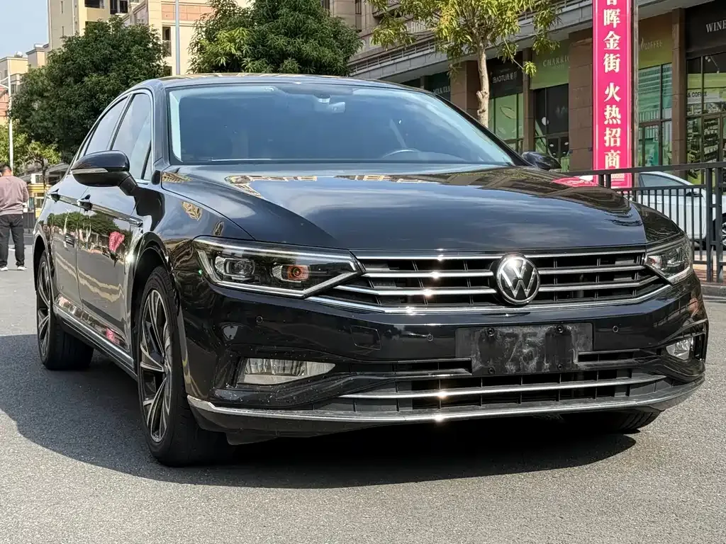 Volkswagen Magotan 2022 из CN, фото 10