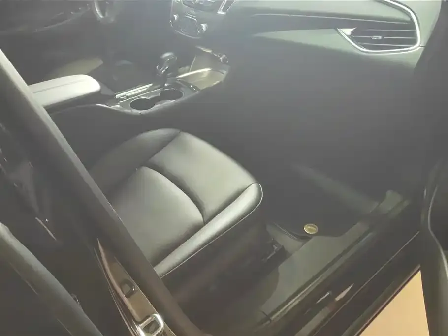 Chevrolet Malibu XL 2022 из CN, фото 2