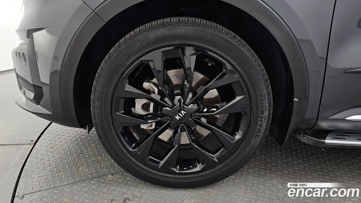 Kia Sorento — фото 4