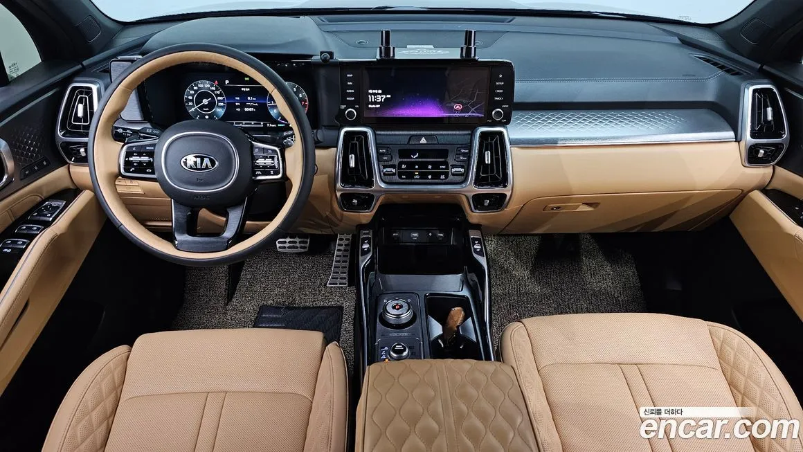 Kia Sorento — фото 10