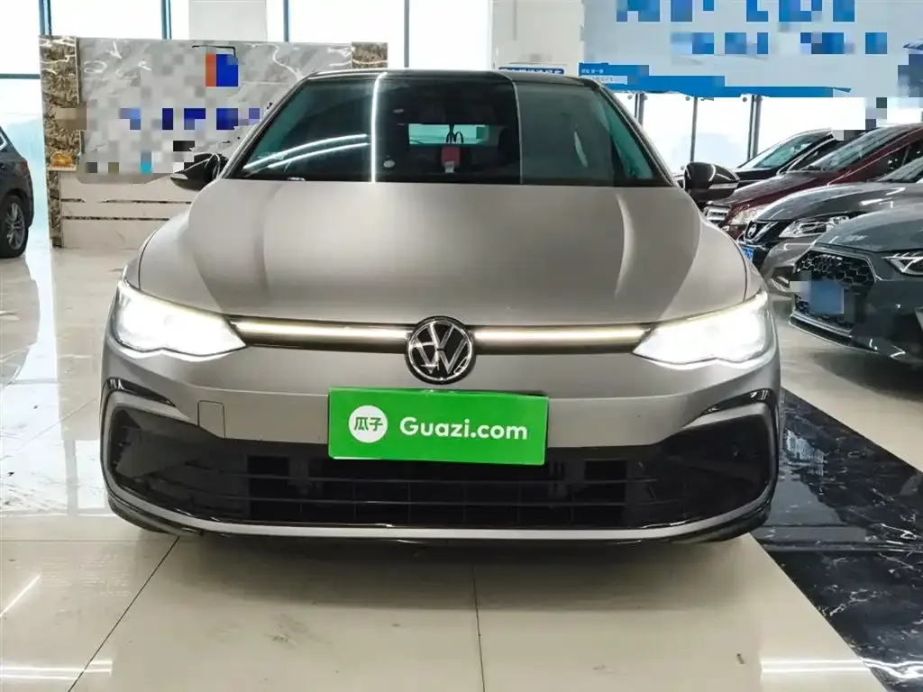 Volkswagen Golf 2022 из CN, фото 2