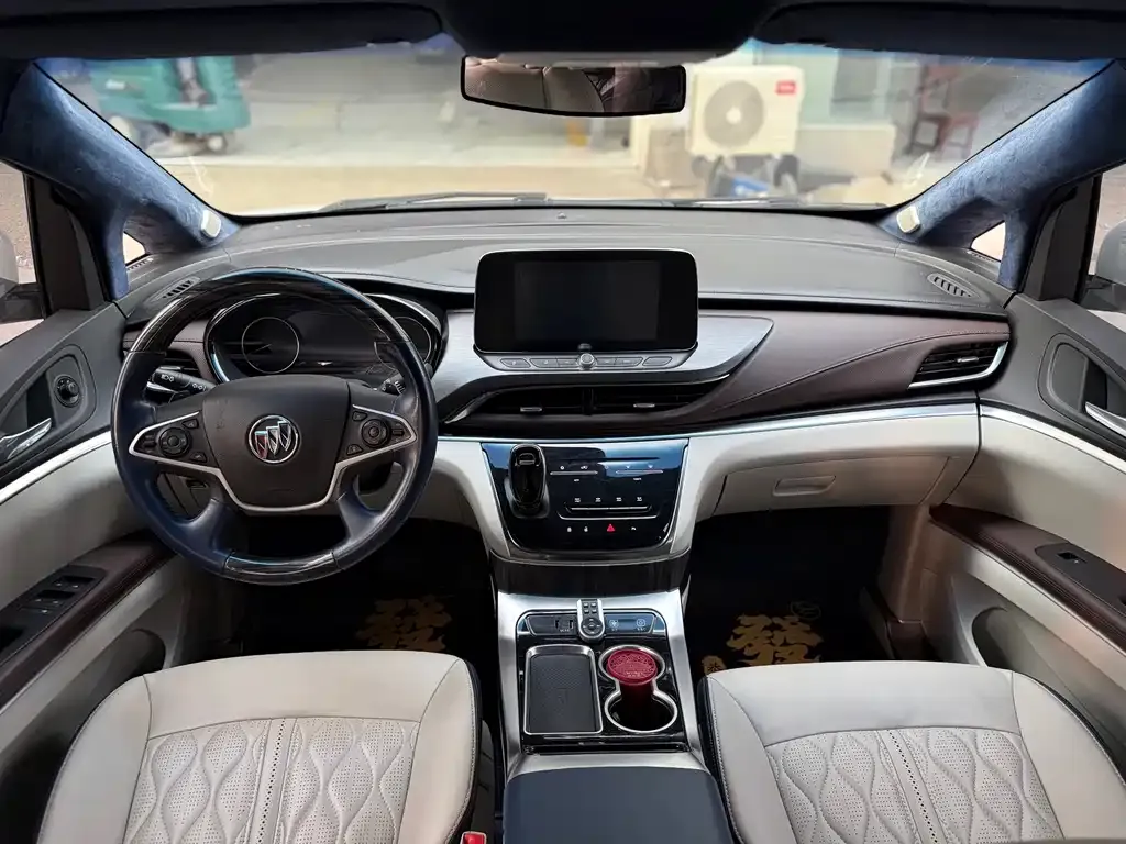 Buick GL8 2021 из CN, фото 9