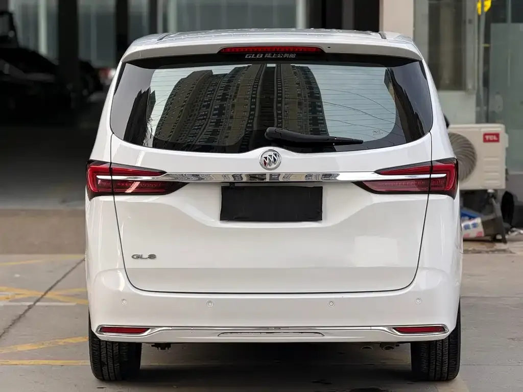Buick GL8 2021 из CN, фото 8