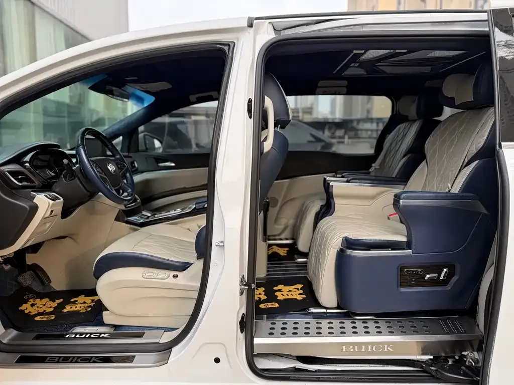 Buick GL8 2021 из CN, фото 10