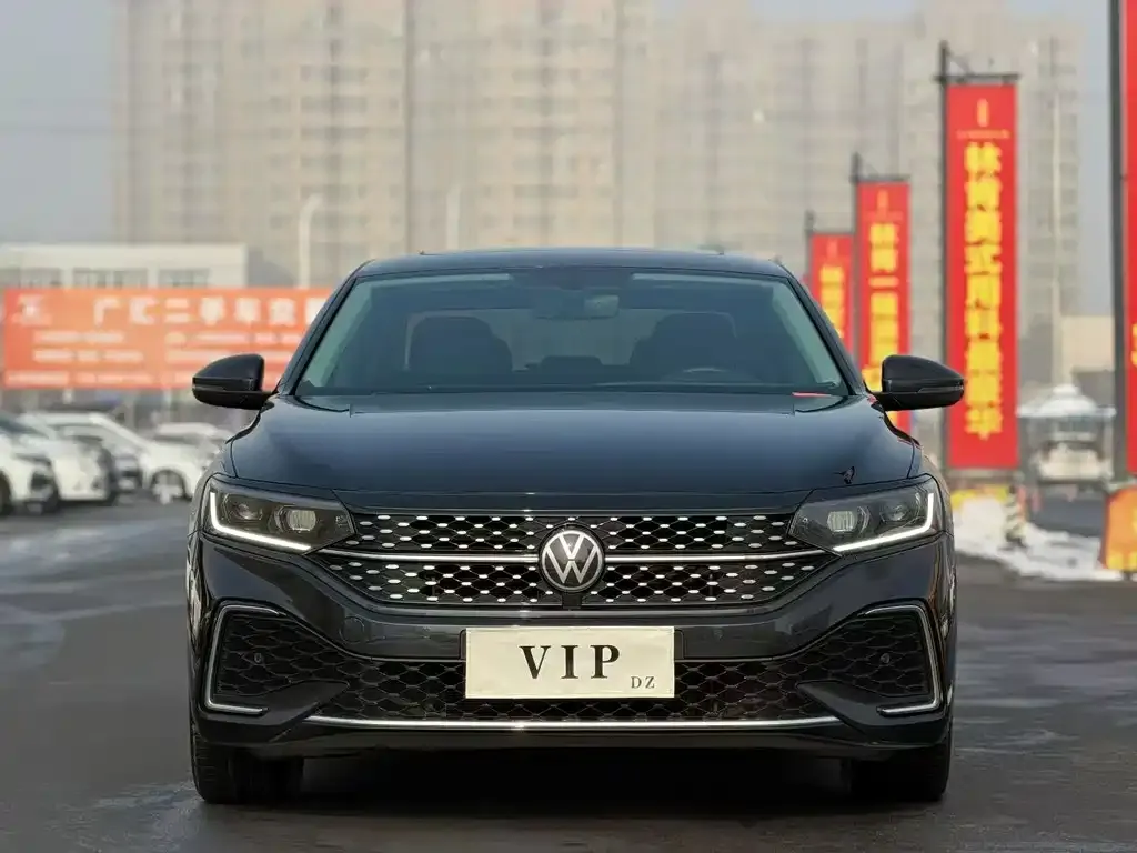Volkswagen Passat 2023 из CN, фото 7