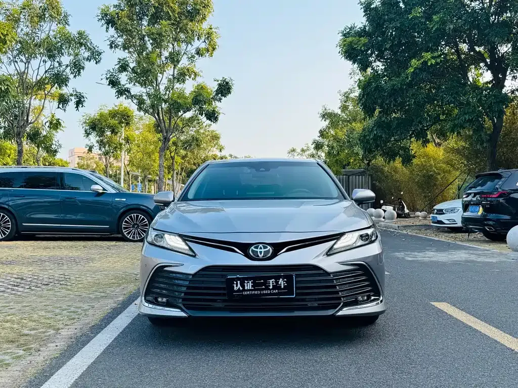 Toyota Camry 2022 из CN, фото 10