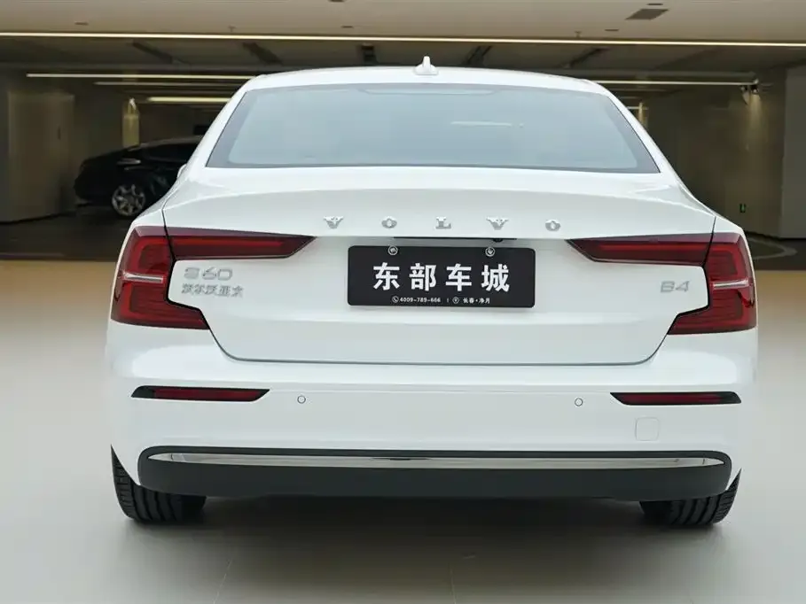Volvo S60 2026 из CN, фото 5
