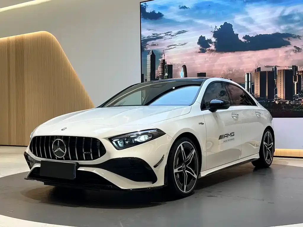 Mercedes-Benz A-Class AMG — фото 1