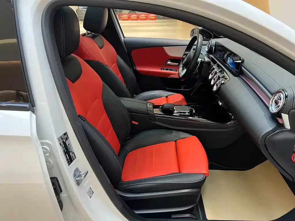 Mercedes-Benz A-Class AMG — фото 6