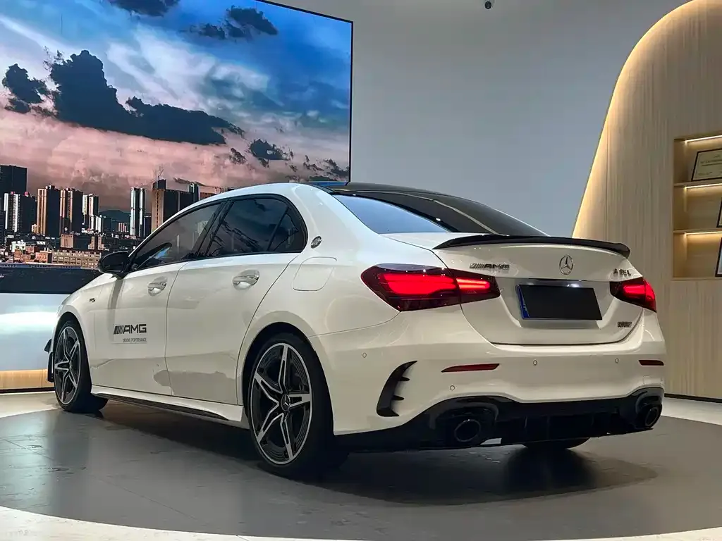Mercedes-Benz A-Class AMG — фото 2