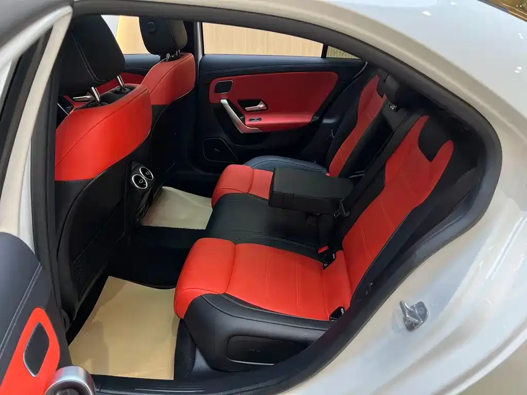 Mercedes-Benz A-Class AMG — фото 3