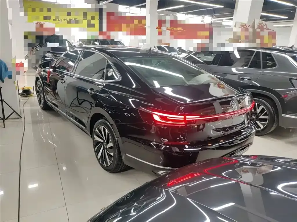 Volkswagen Passat 2022 из CN, фото 3