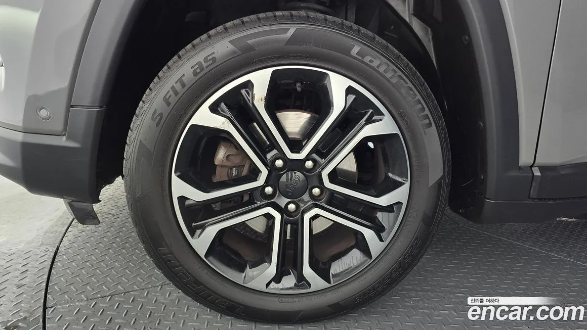 Jeep Compass 2022 из KR, фото 5