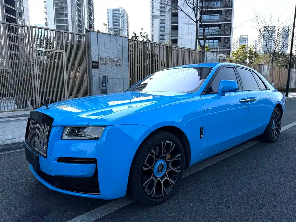 Rolls-Royce Ghost — фото 1