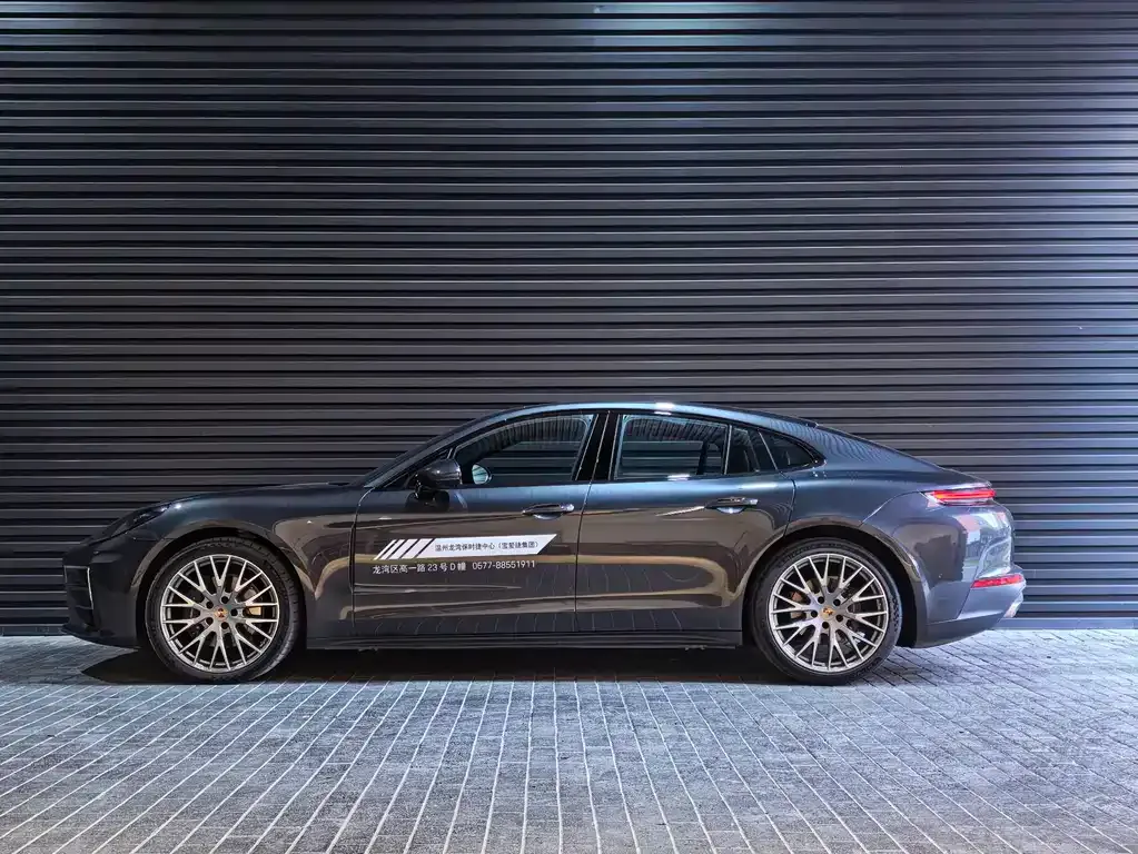 Porsche Panamera — фото 10