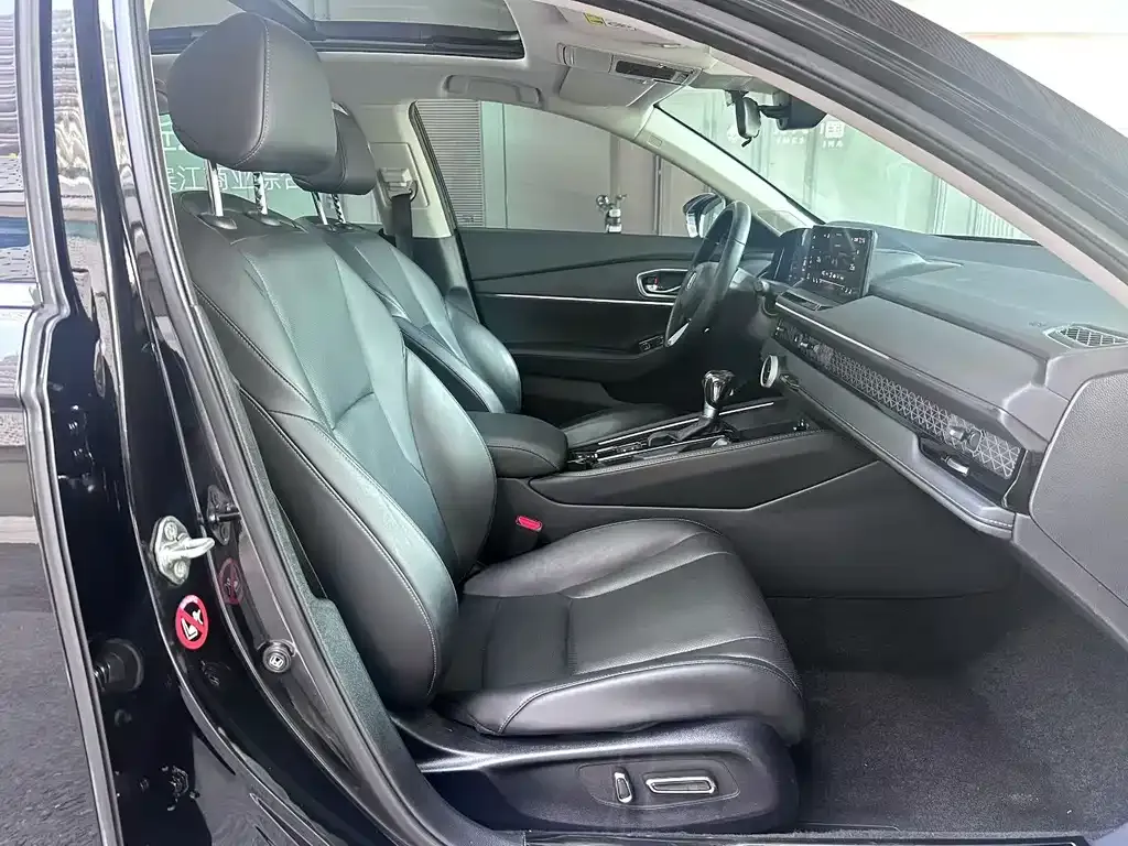 Honda Accord 2023 из CN, фото 5