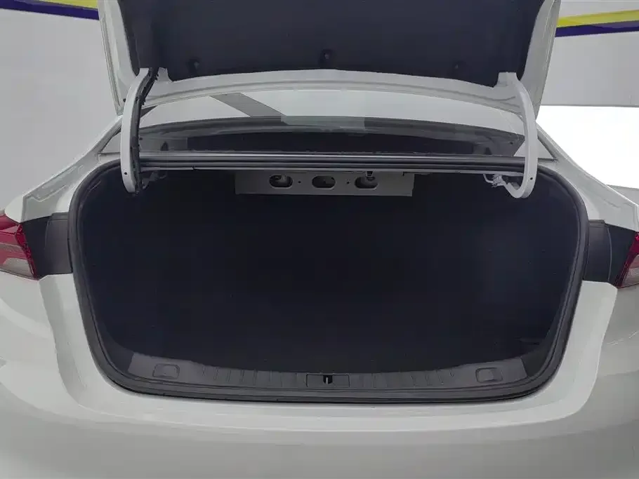 Buick Verano 2025 из CN, фото 8
