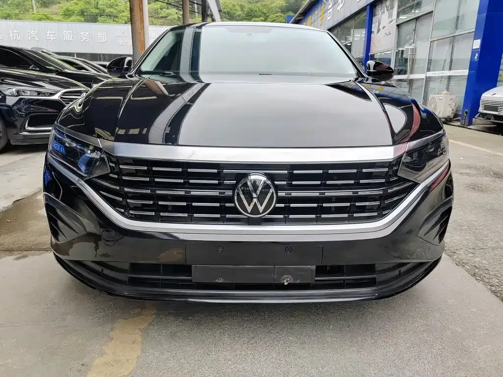 Volkswagen Passat 2022 из CN, фото 2