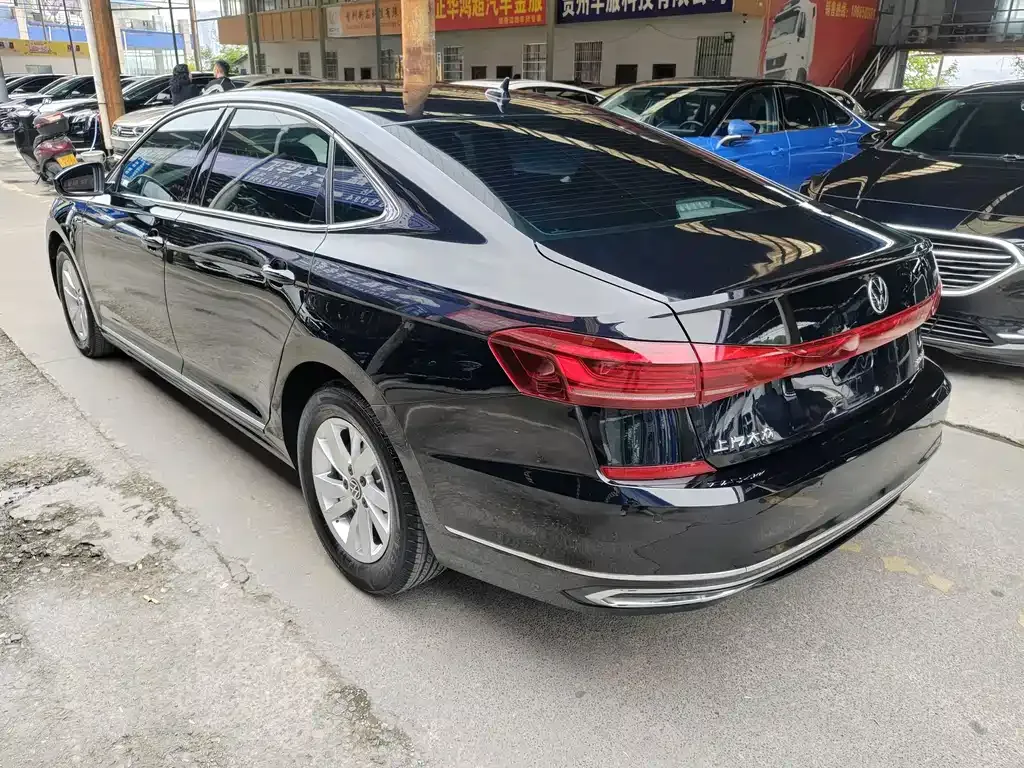 Volkswagen Passat 2022 из CN, фото 7
