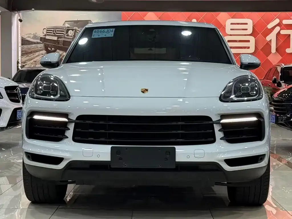 Porsche Cayenne — фото 2