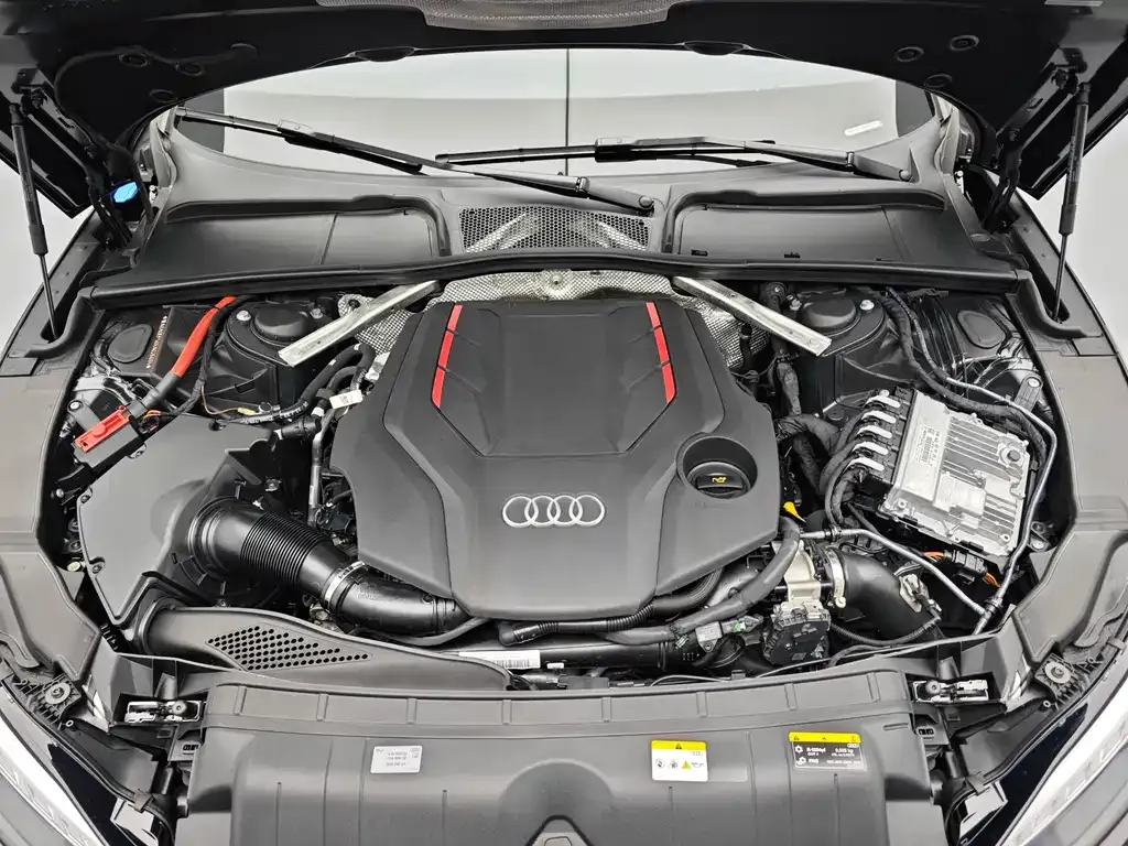 Audi S5 2024 из CN, фото 10