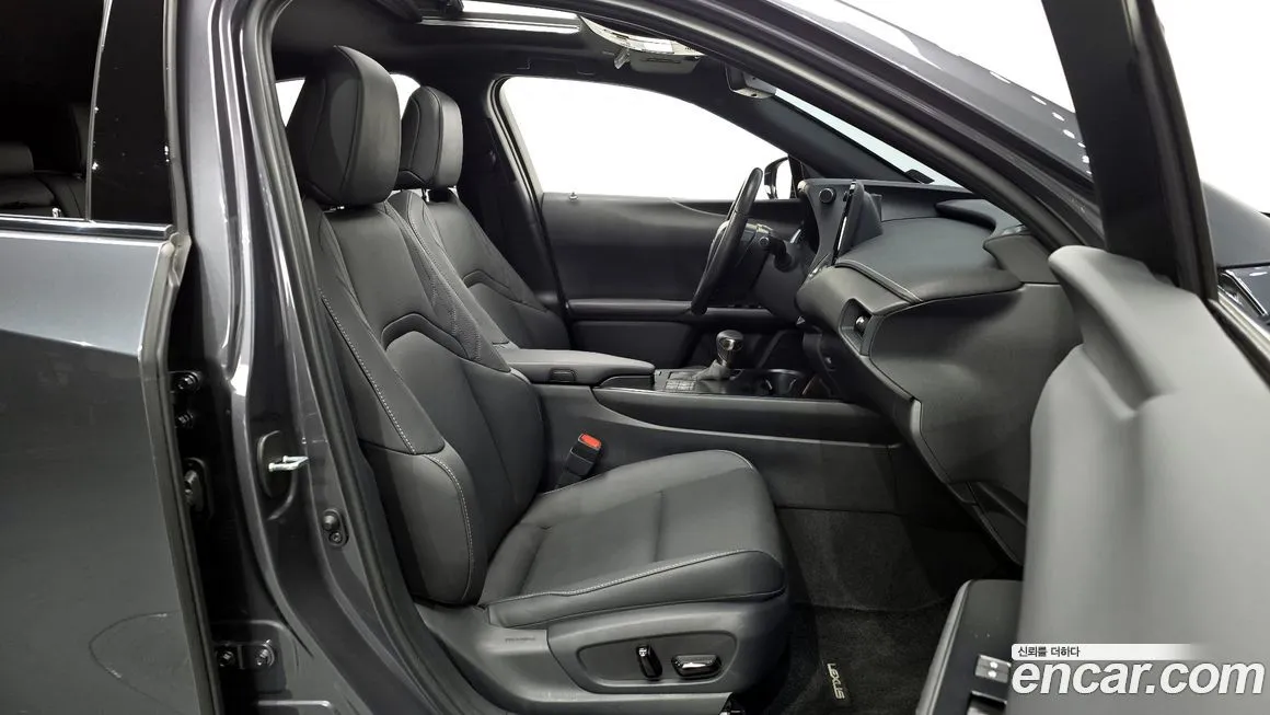 Lexus UX 2024 из KR, фото 4