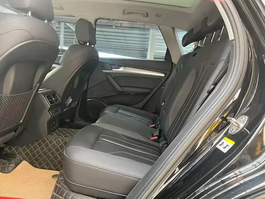 Audi Q5L 2022 из CN, фото 7