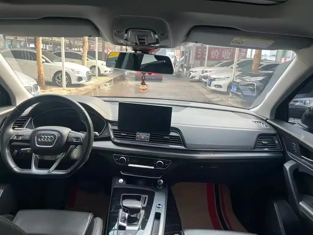 Audi Q5L 2022 из CN, фото 5