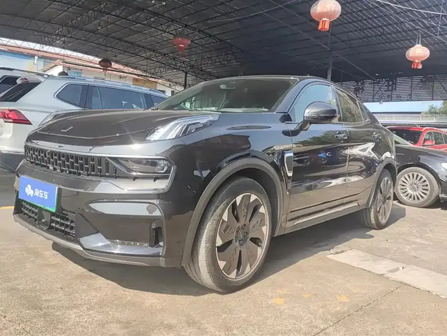 Lynk & Co 05 EM-P