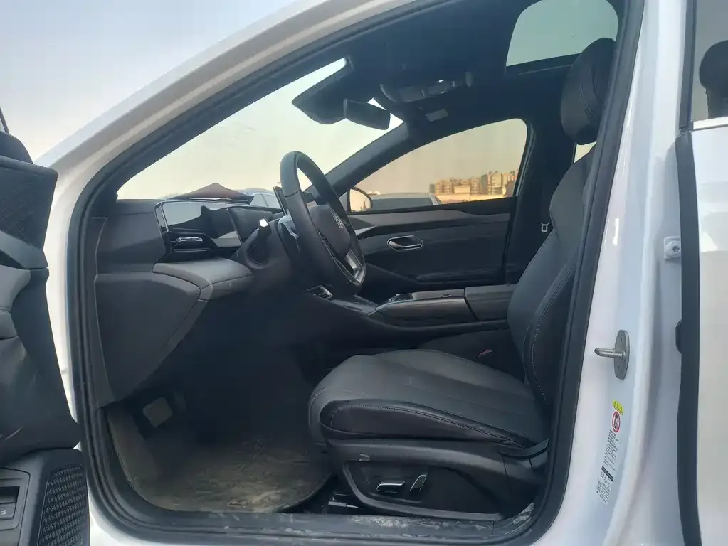 BYD Qin L 2025 из CN, фото 3