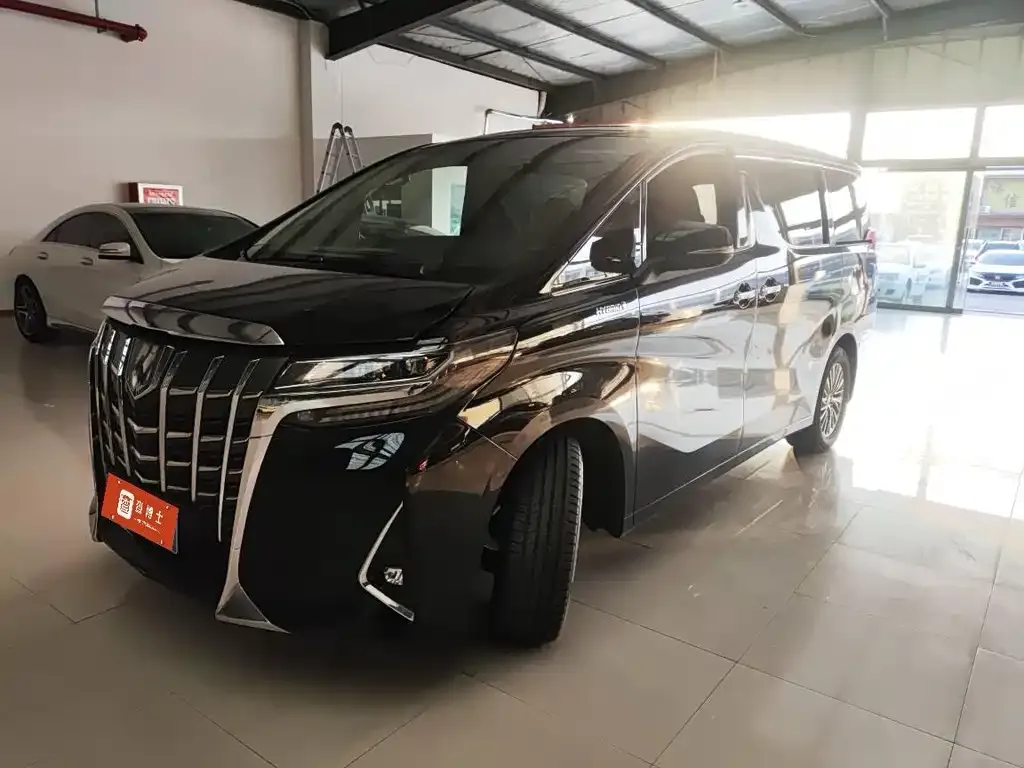 Toyota Alphard 2022 из CN, фото 1