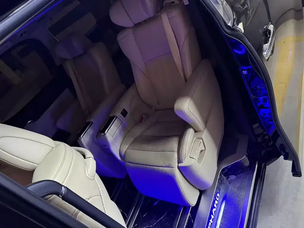 Toyota Alphard 2022 из CN, фото 3
