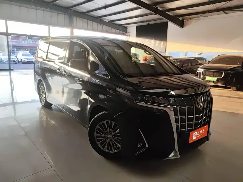 Toyota Alphard 2022 из CN, фото 2