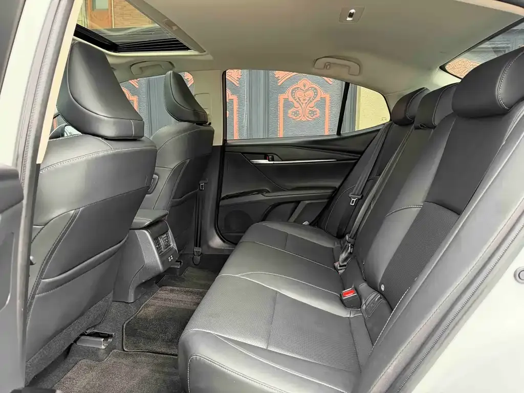 Toyota Camry 2025 из CN, фото 3