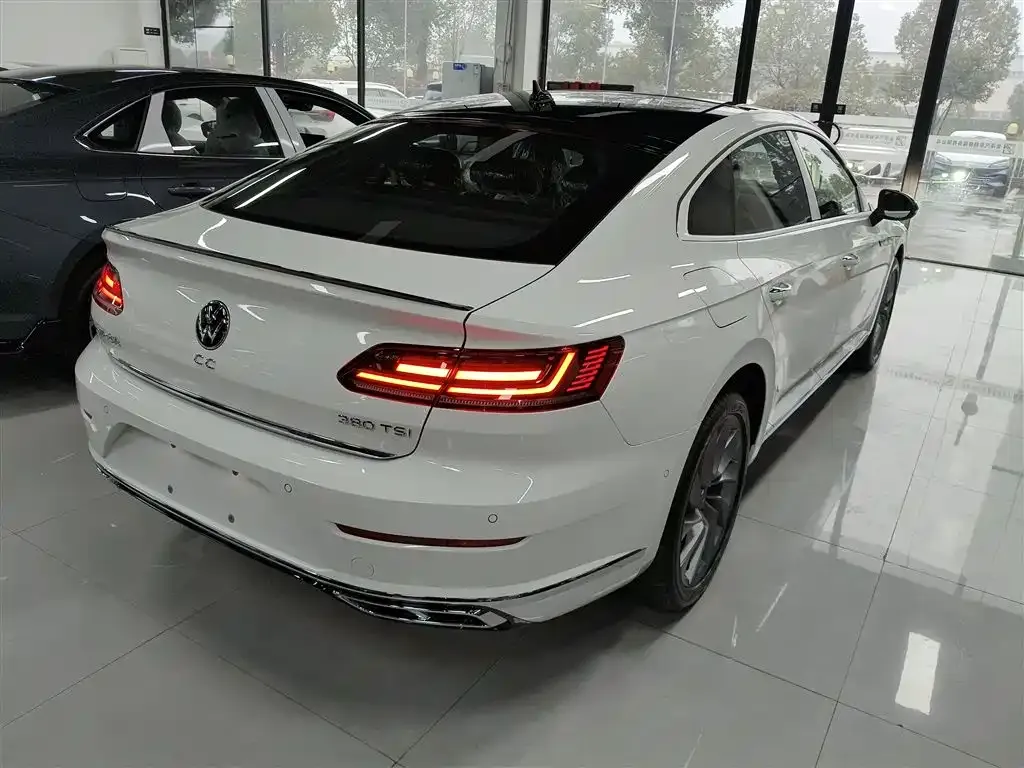 Volkswagen CC 2026 из CN, фото 9