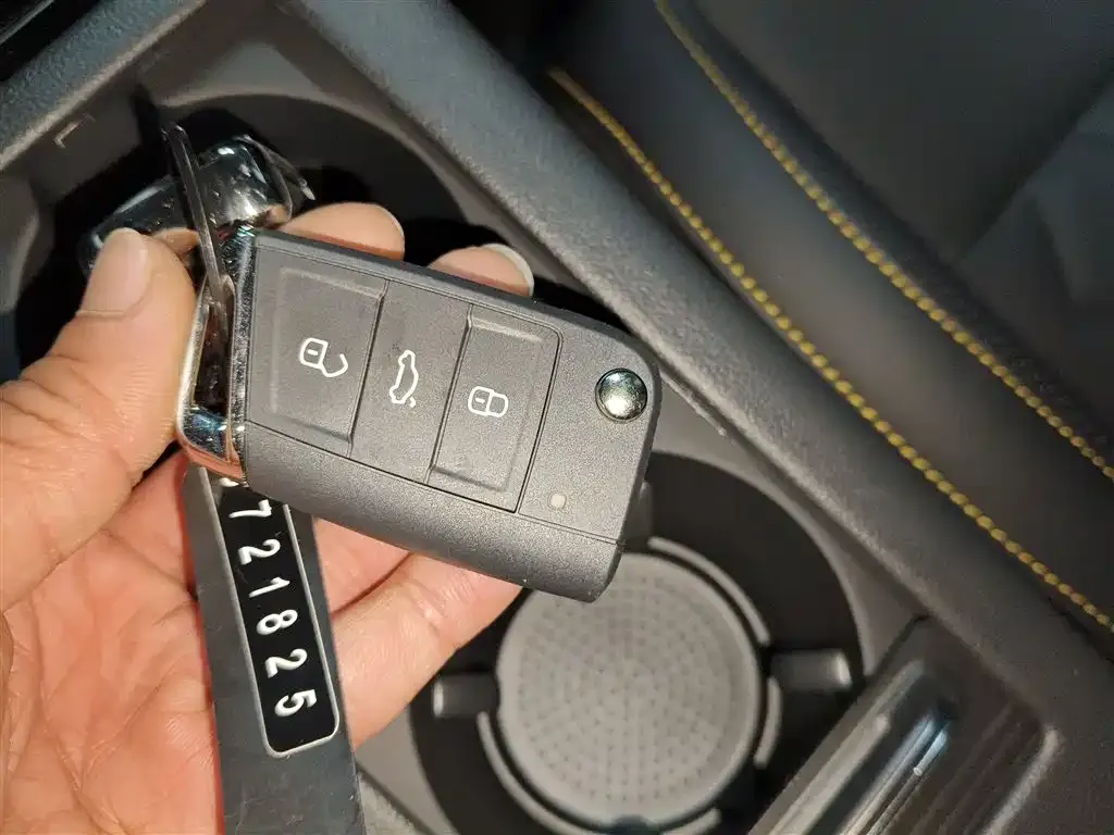 Volkswagen CC 2026 из CN, фото 4