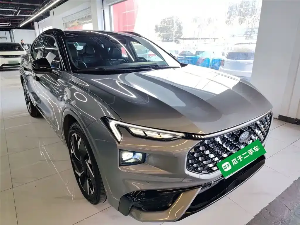 Ford Mondeo 2025 из CN, фото 2