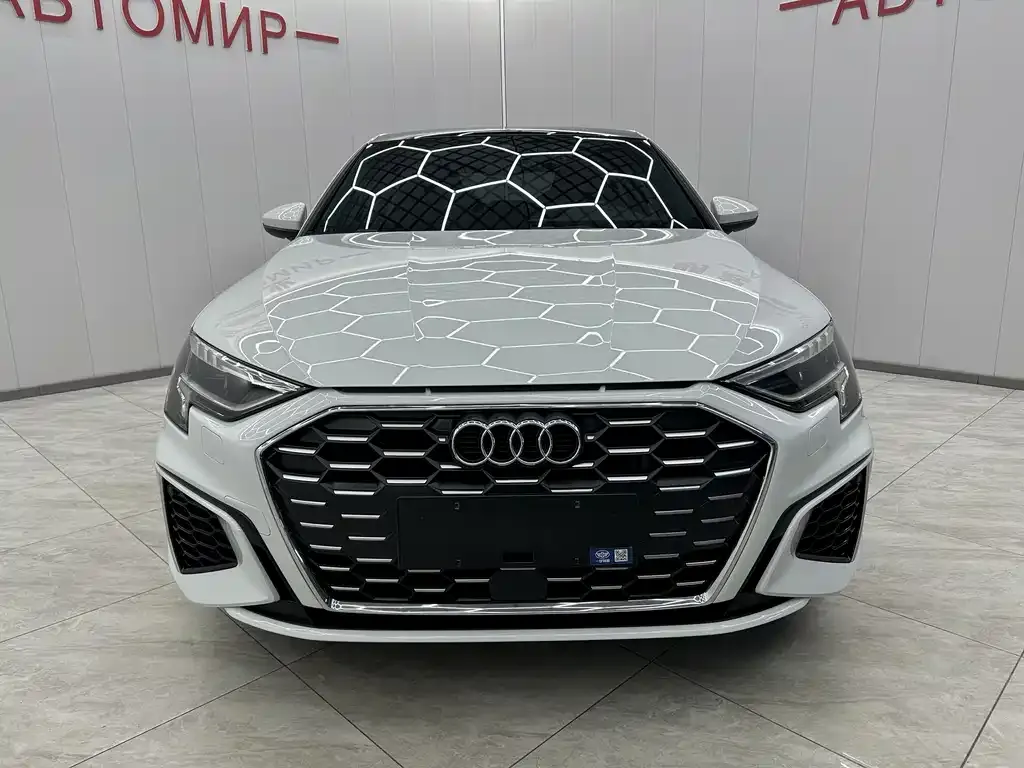 Audi A3 2022 из CN, фото 3