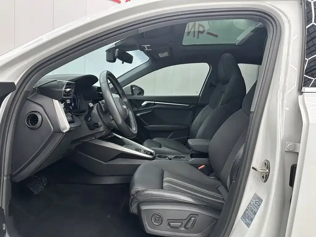 Audi A3 2022 из CN, фото 8