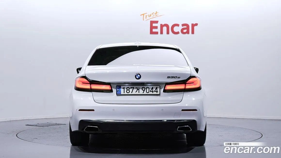 BMW 5-Series 2021 из KR, фото 6