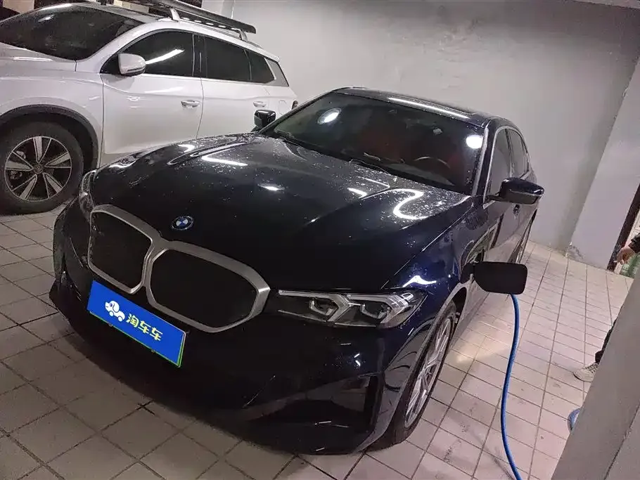 BMW i3 2025 из CN, фото 1